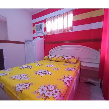 Oyo 1048 Jomckayl Apartelle Naga  Exteriör bild
