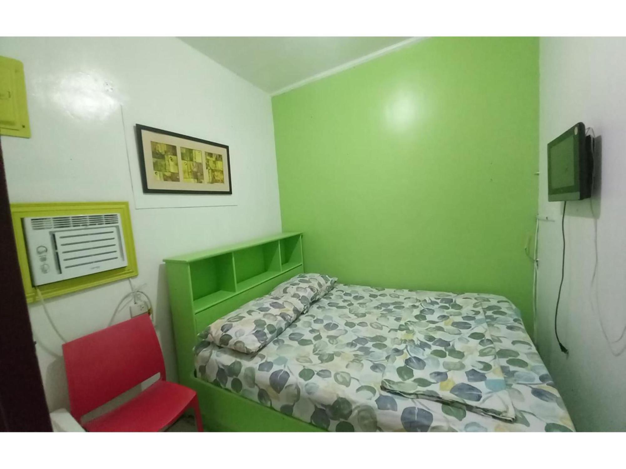 Oyo 1048 Jomckayl Apartelle Naga  Exteriör bild
