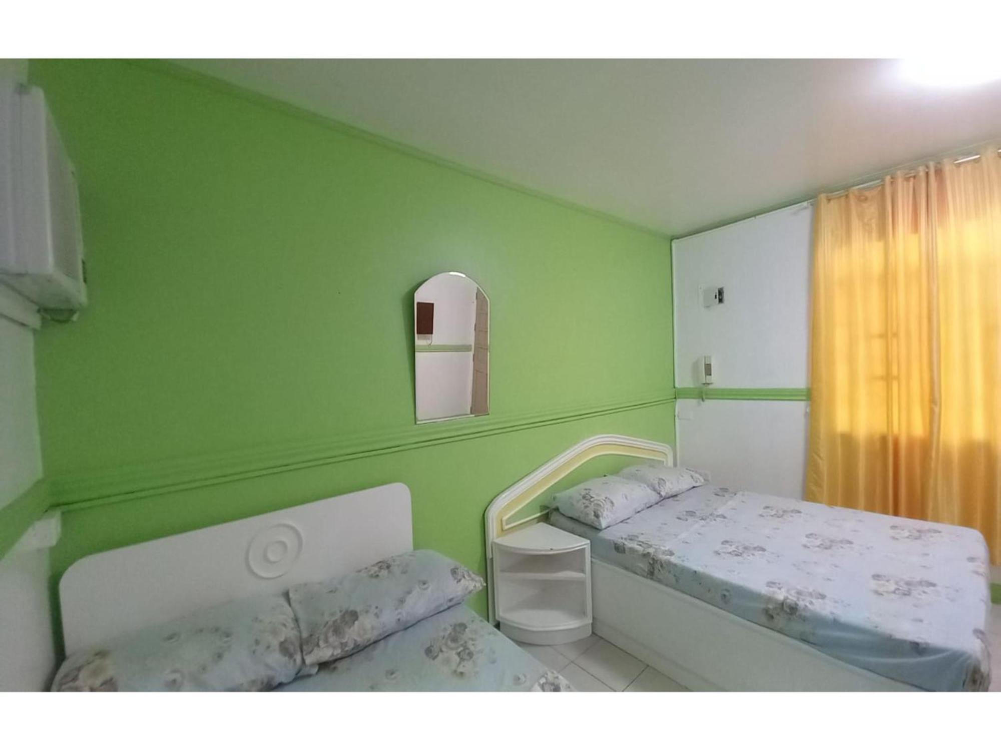 Oyo 1048 Jomckayl Apartelle Naga  Exteriör bild